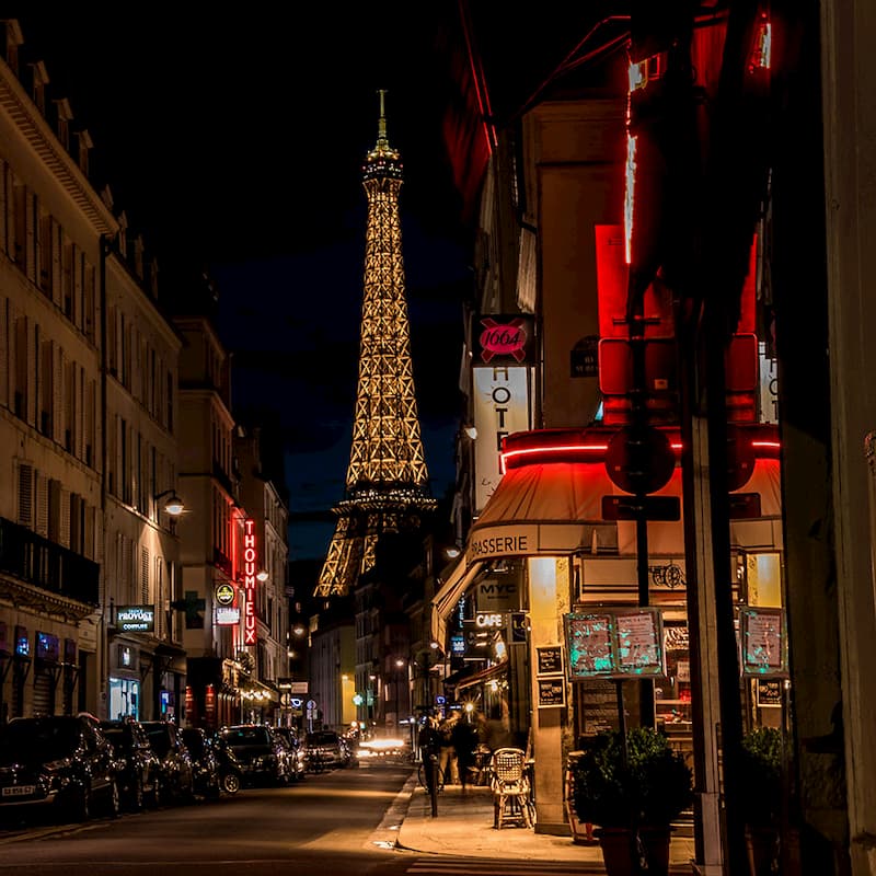 маршрут по ночному парижу